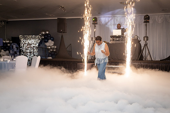 Jan Party-64