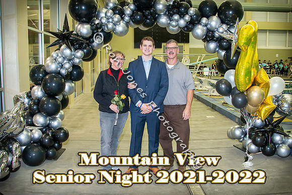 2021 Senior Night-12
